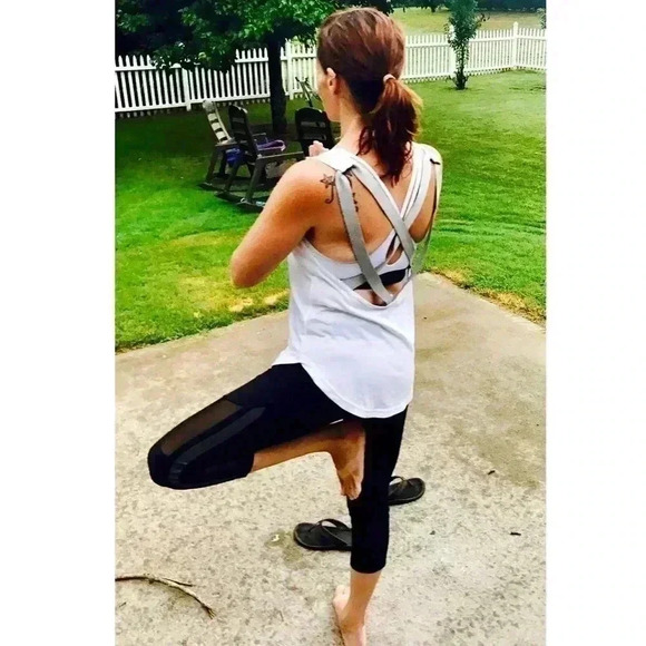 Best Boutique Prices on Poshmark!! - Picture 7 of 11